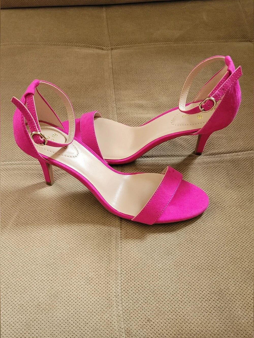 Beautiful Pink Ankle Strap Heels, 3  Size 9 1/2 Great Condition